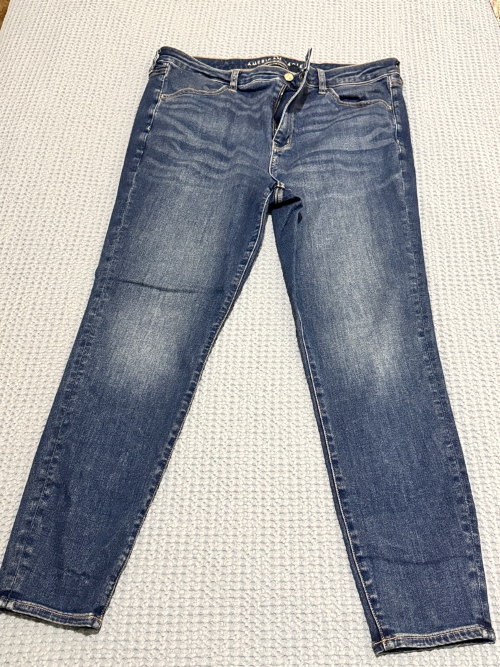 American Eagle High Rise Jegging
